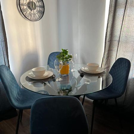 Dalston 1 Bedroom Flat ロンドン エクステリア 写真